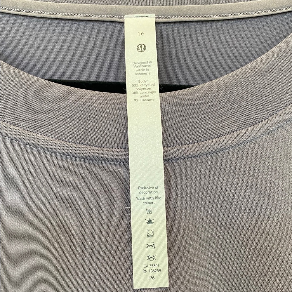 Lululemon Athletica light Purple softstreme crew neck Sweatshirt - Picture 2 of 3